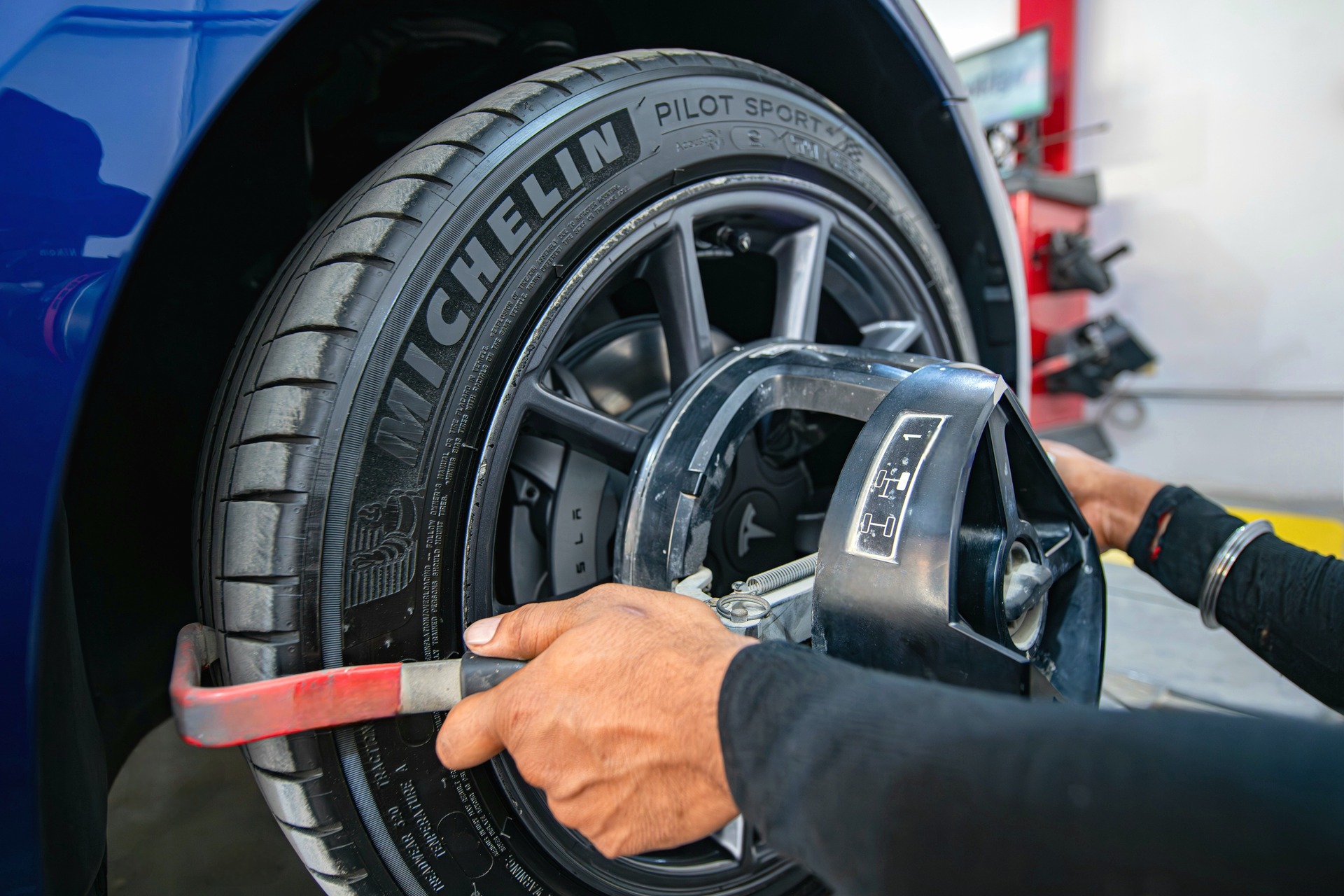 Computerized 4 – wheel alignment